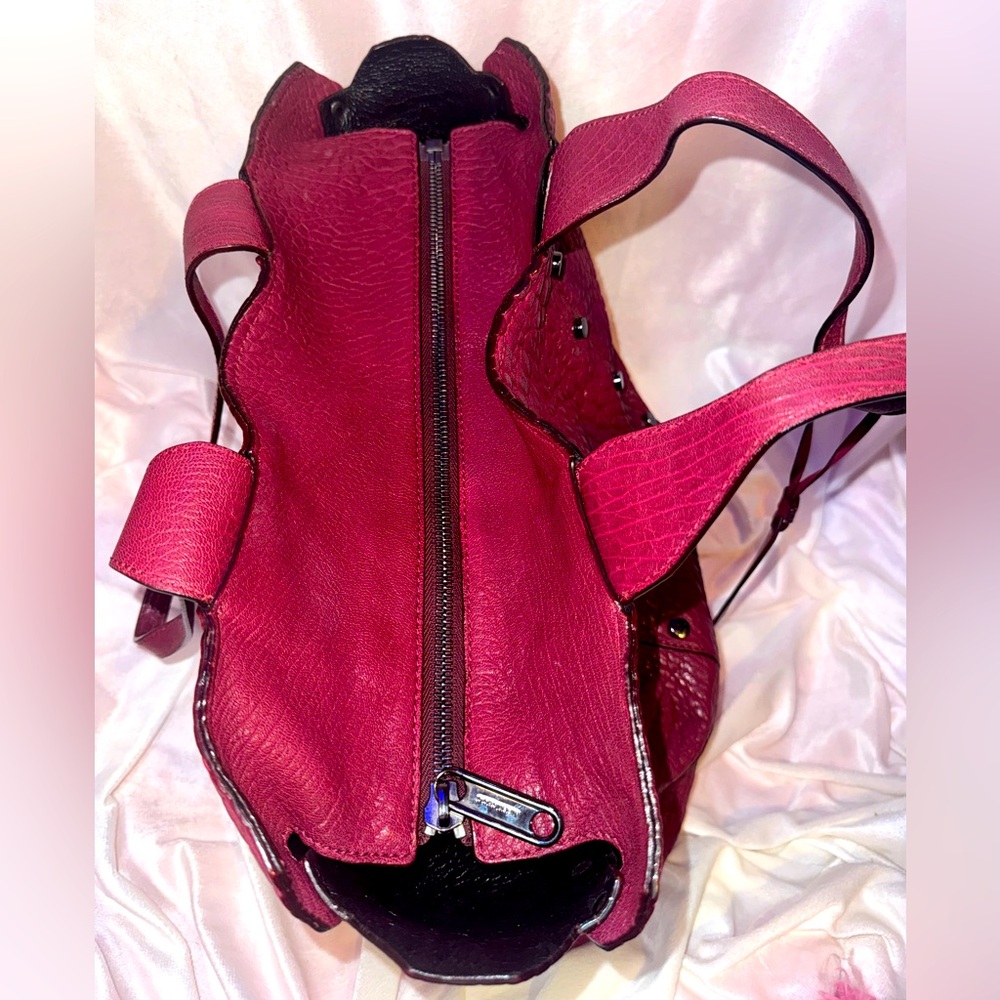 Jimmy Choo XL Tote Lockett -RARE-Cerise-Pebbled Leather AUTHENTIC JIMMY CHOO - Picture 8 of 16
